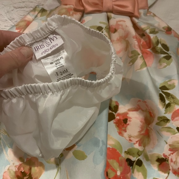 dress baby girl. New iris and ivy dress babygirl 24 mounth - Picture 4 of 10